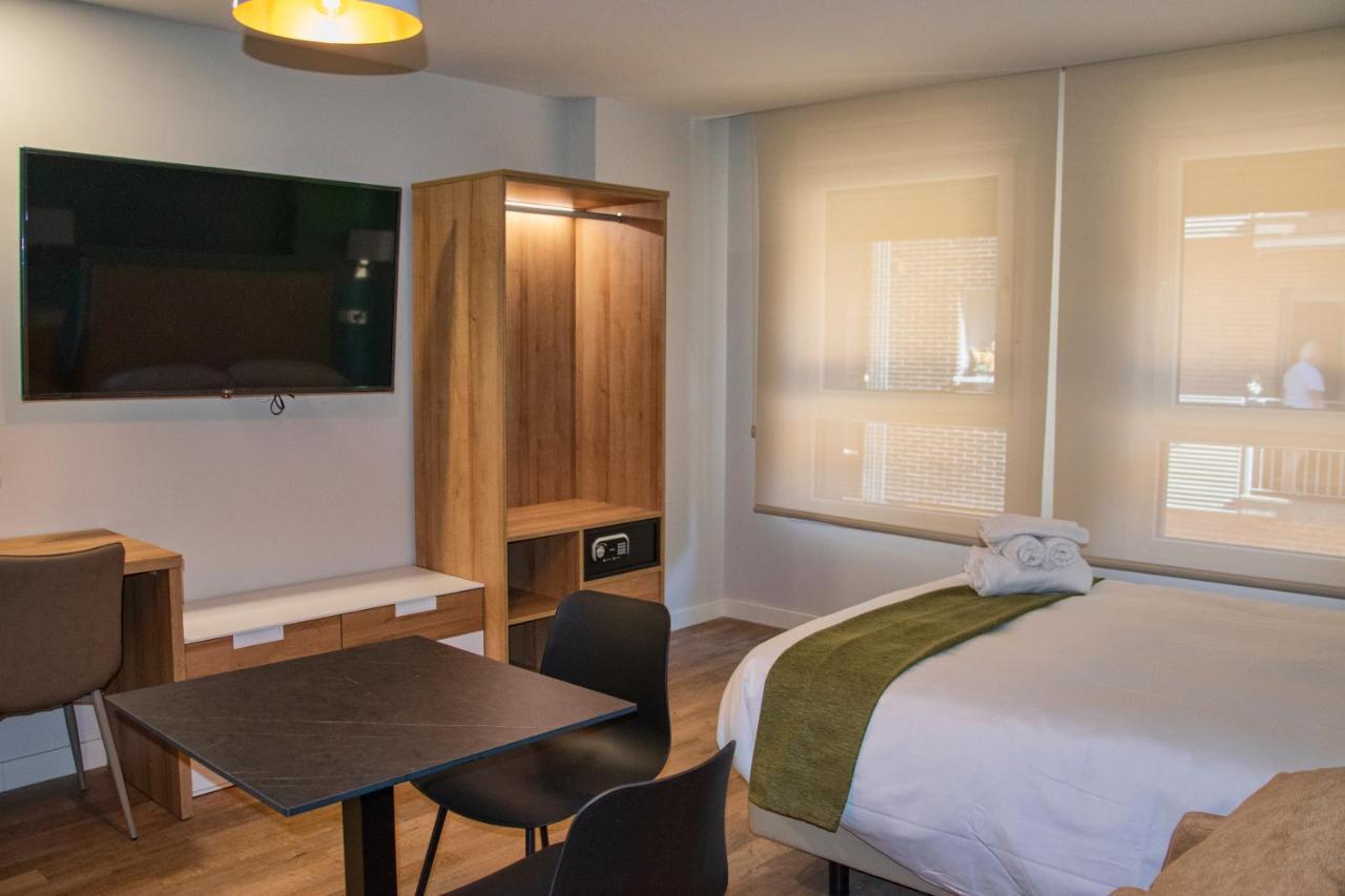 Aparthotel Essenzia De Castilla Aranda de Duero Eksteriør billede