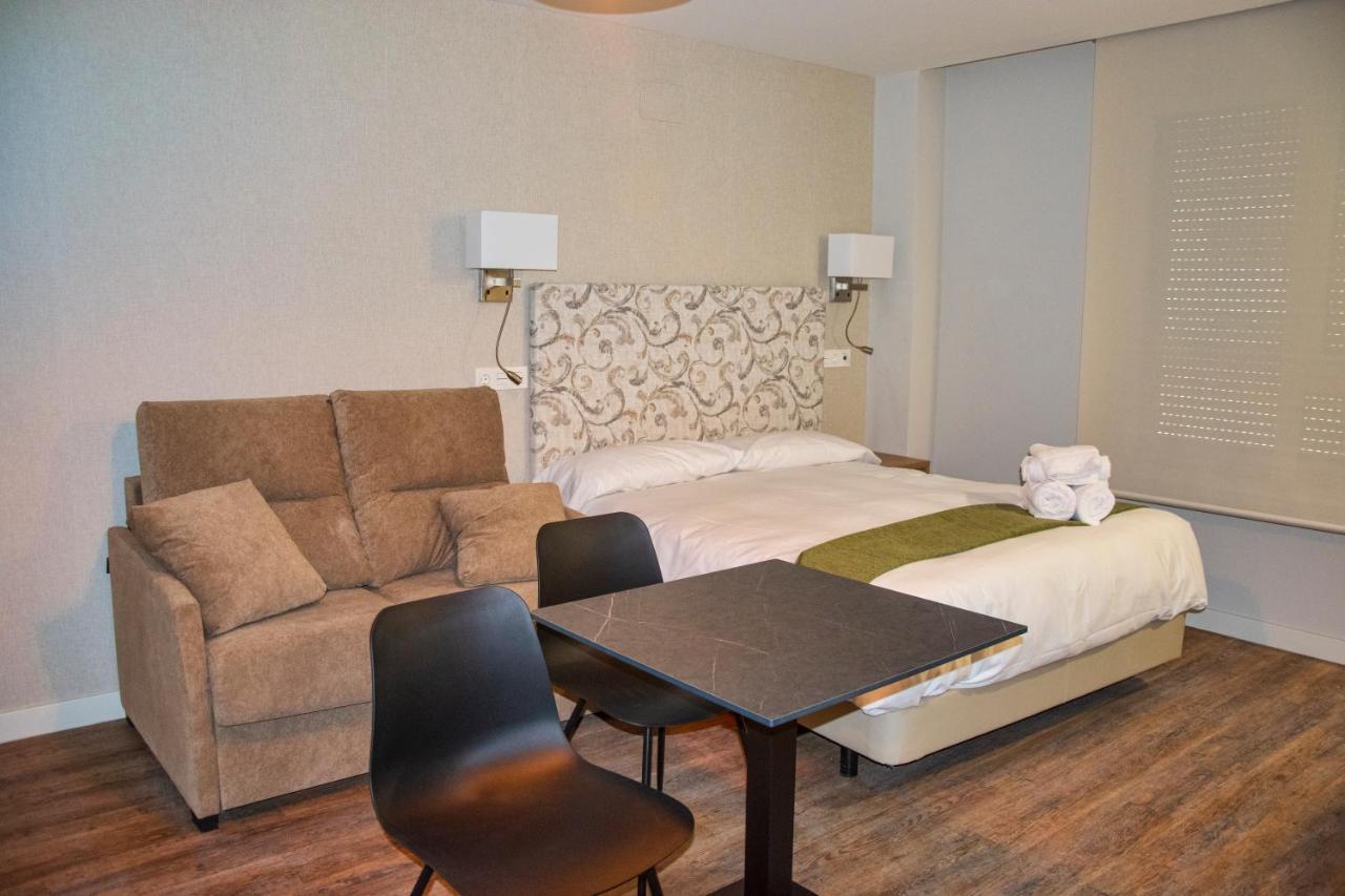 Aparthotel Essenzia De Castilla Aranda de Duero Eksteriør billede