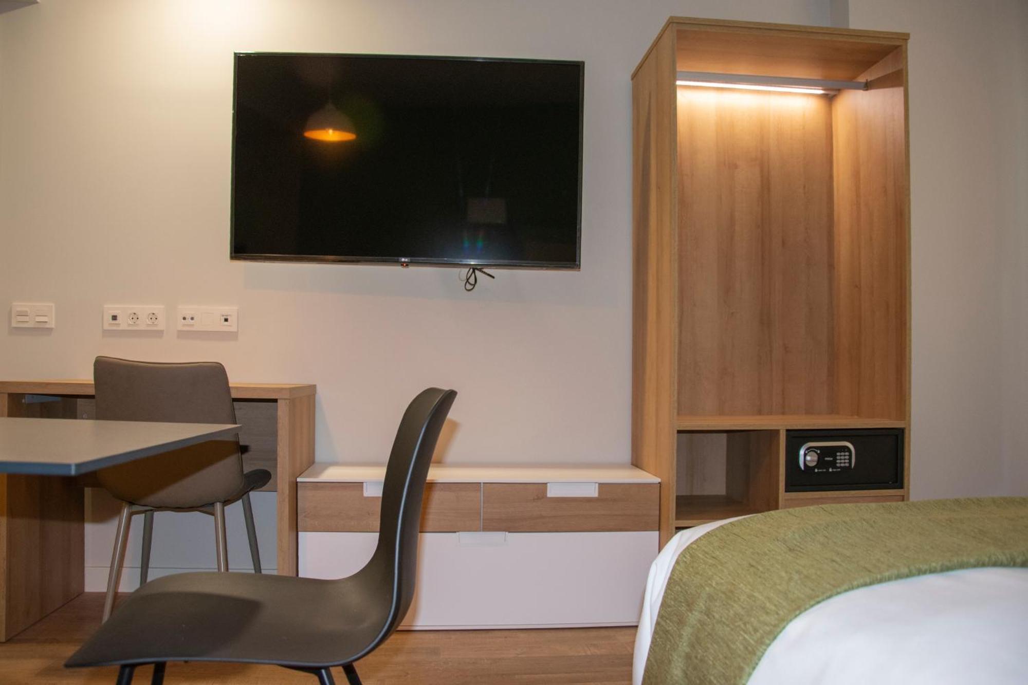 Aparthotel Essenzia De Castilla Aranda de Duero Eksteriør billede