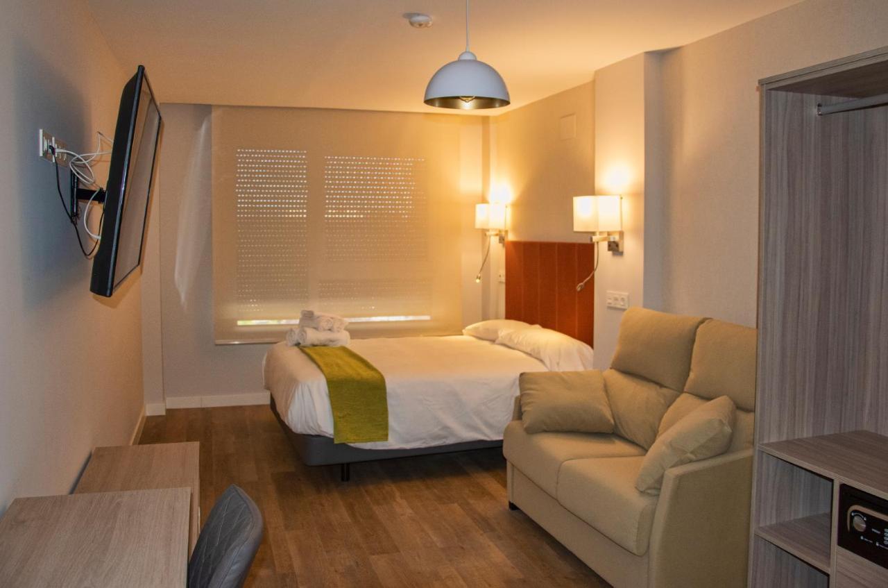 Aparthotel Essenzia De Castilla Aranda de Duero Eksteriør billede