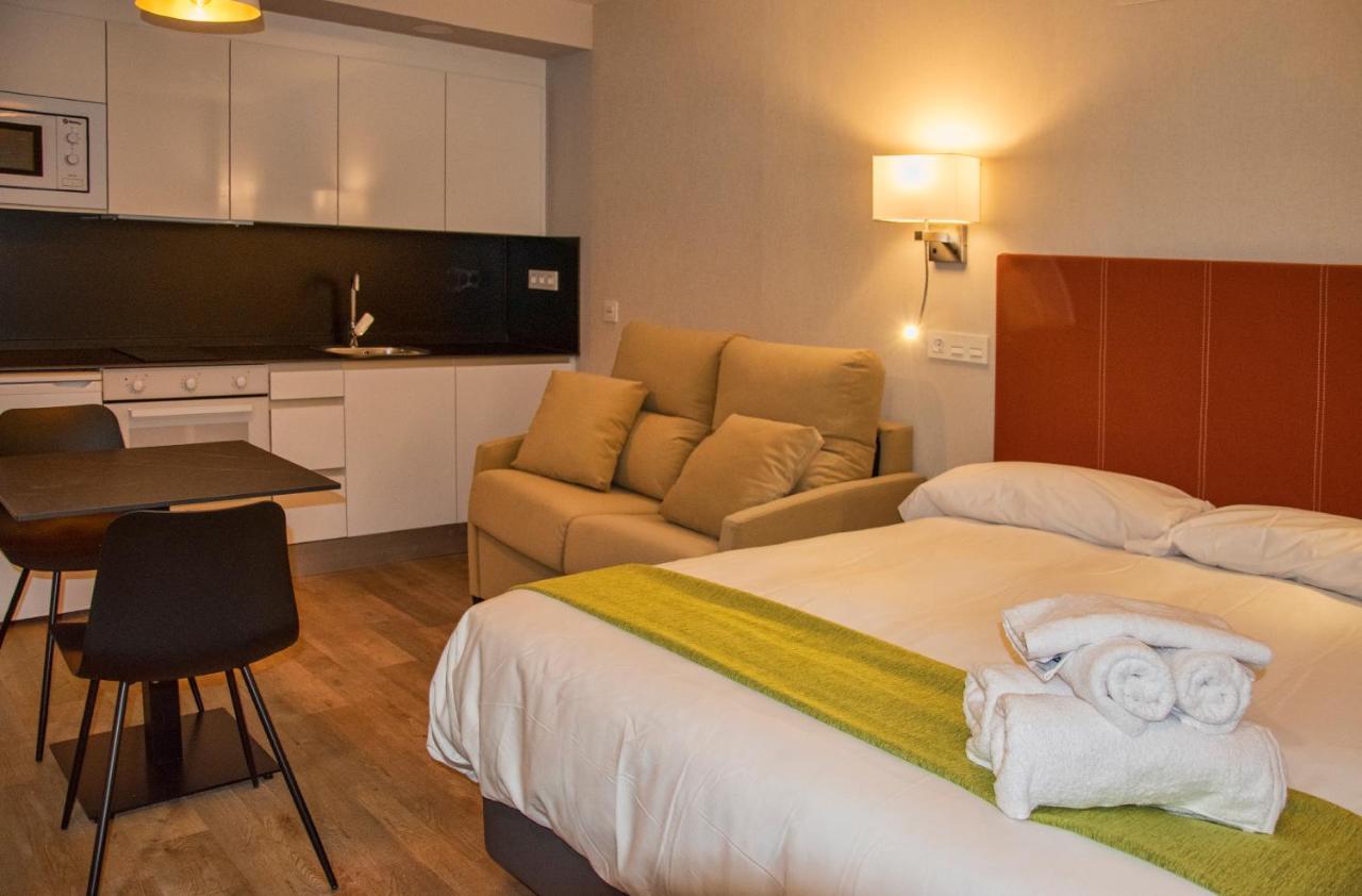 Aparthotel Essenzia De Castilla Aranda de Duero Eksteriør billede
